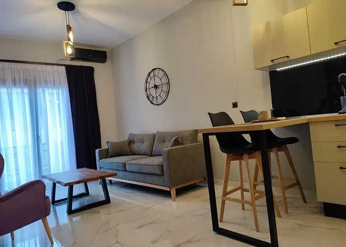 Mary\'S Apartment